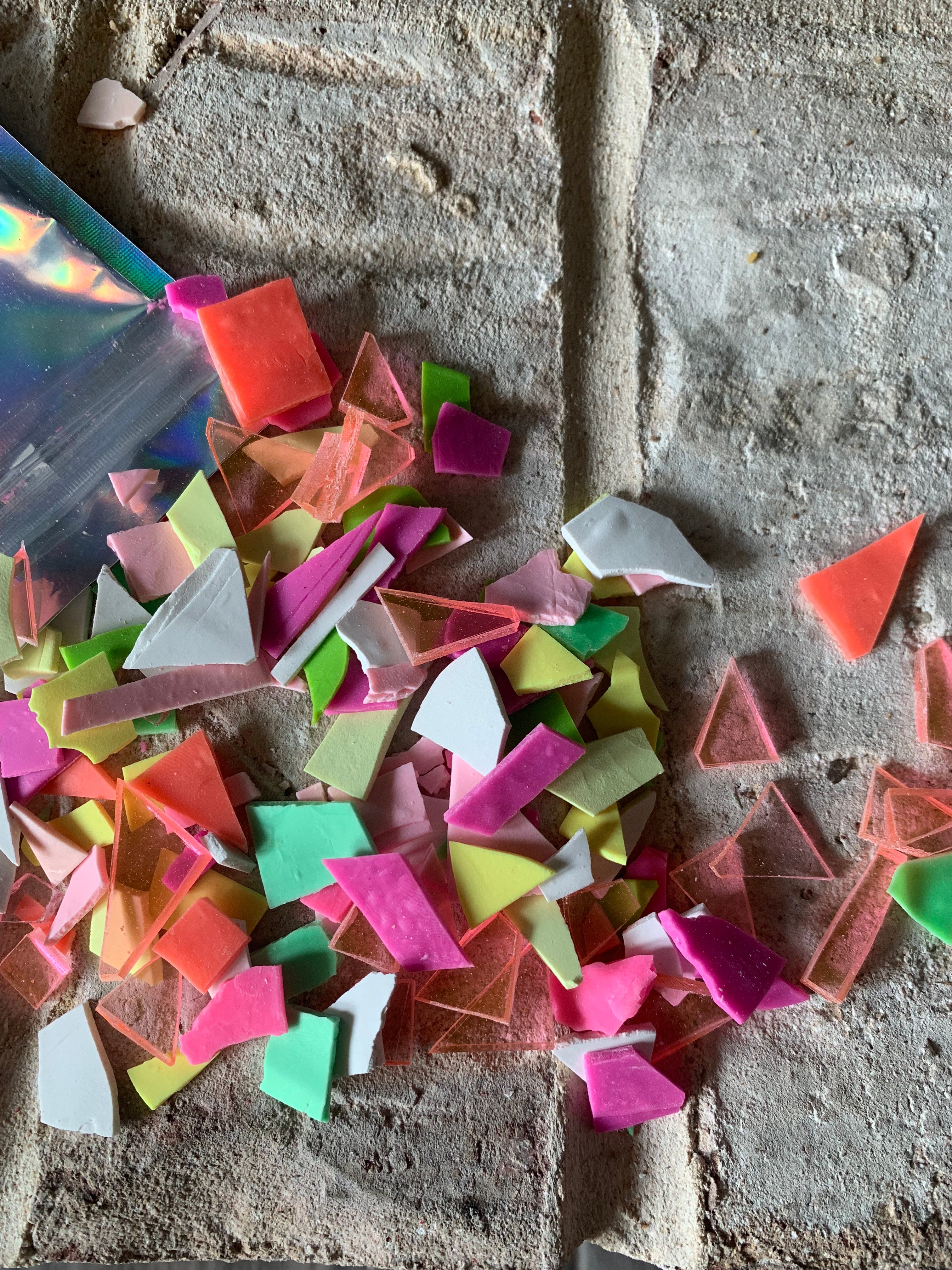 Crystal Low Terrazzo Resin Art Chips - As If